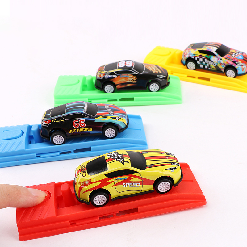 Catapult Launcher Toy - 子供のためのシミュレーション漫画の車のおもちゃ、面白いカタパルトスライディング車、創造的な誕生日プレゼント、1個
